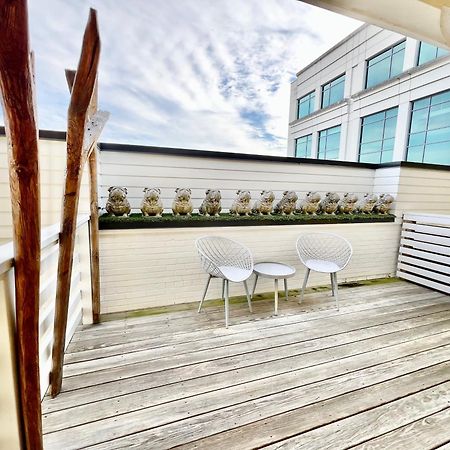 The Hive 302 King With Balcony Hotel วิลมิงตัน ภายนอก รูปภาพ