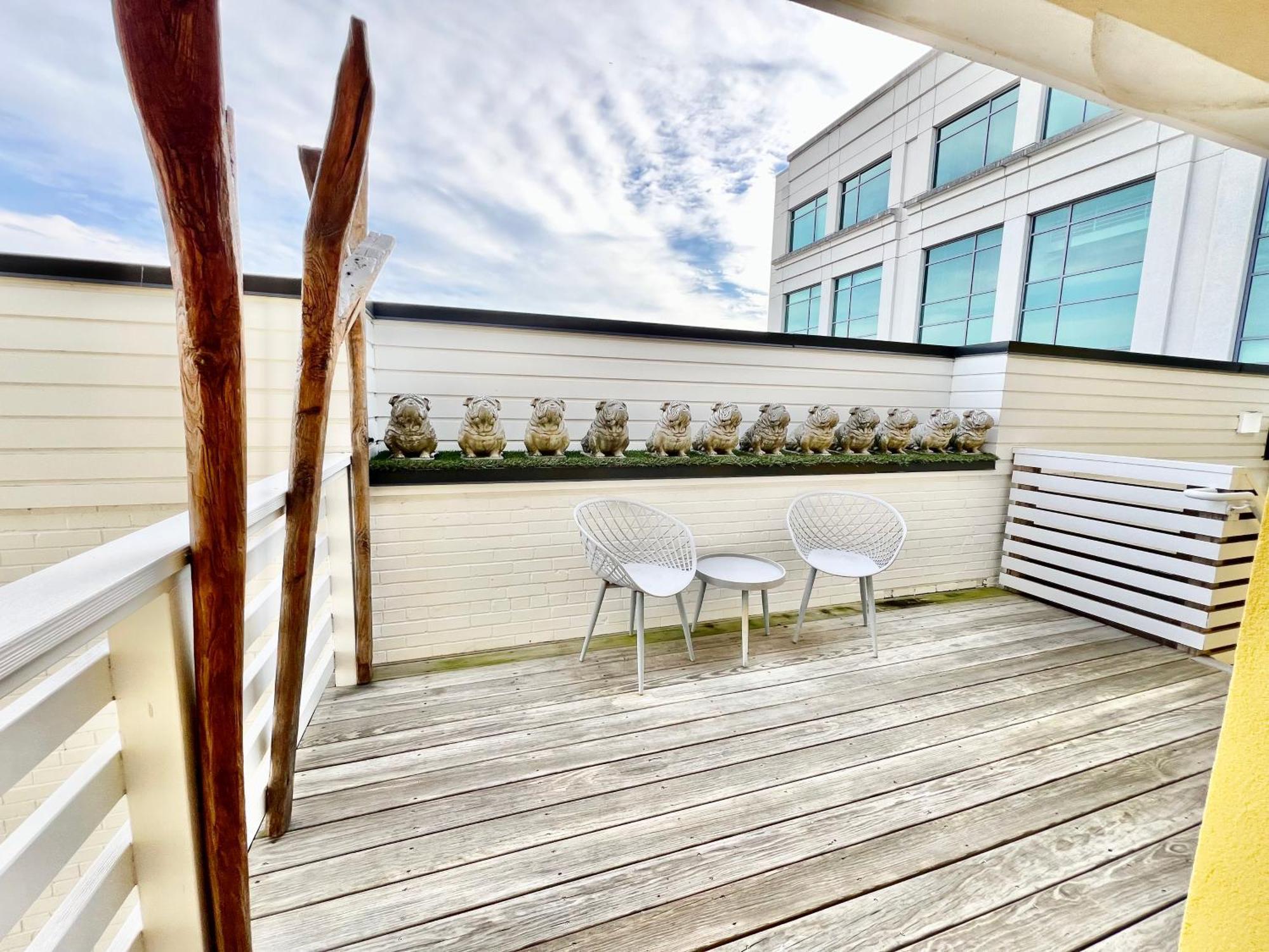 The Hive 302 King With Balcony Hotel วิลมิงตัน ภายนอก รูปภาพ
